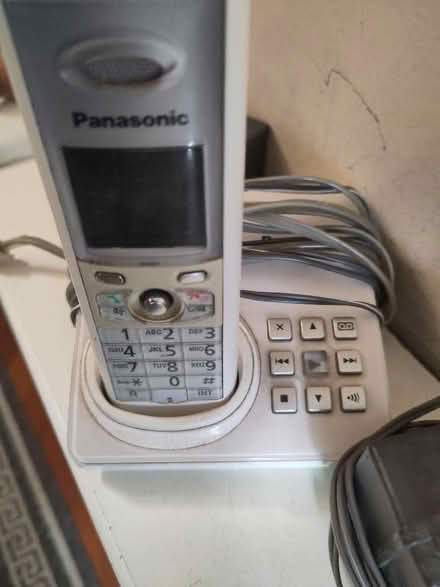 Photo of free Set of 4 digital cordless phones (Maiden Erlegh Nature Reserve RG6) #2