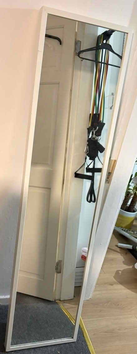 Photo of free Full length mirror (Cramlington NE23) #1