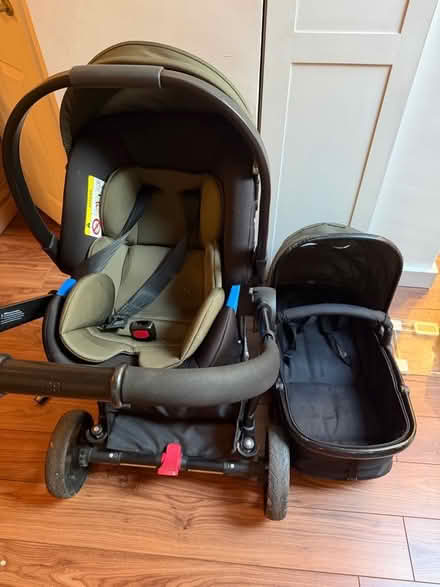 Photo of free New born travel system (HA9) #1
