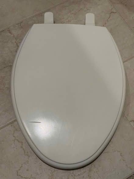 Photo of free Kohler Oval Toilet Seat (Near El Camino & Hollenbeck) #1