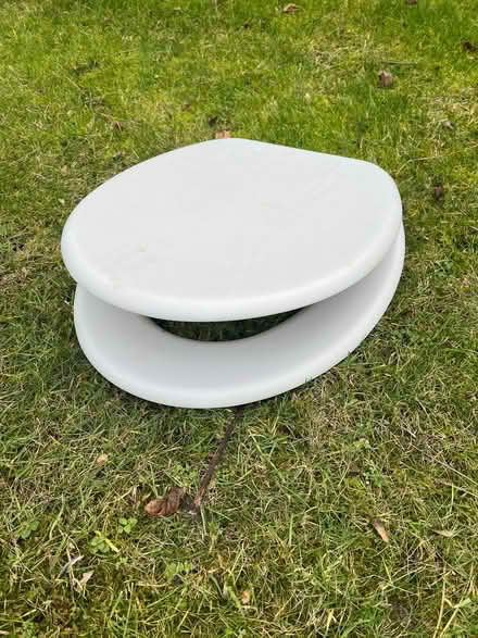 Photo of free Toilet seat (Harwell OX11) #1