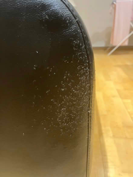 Photo of free Black leather sofa (Sun In The Sands Roundabout SE3) #4