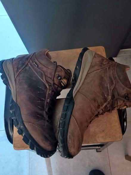 Photo of free Meindl Leather Walking Boots (Standish GL10) #2
