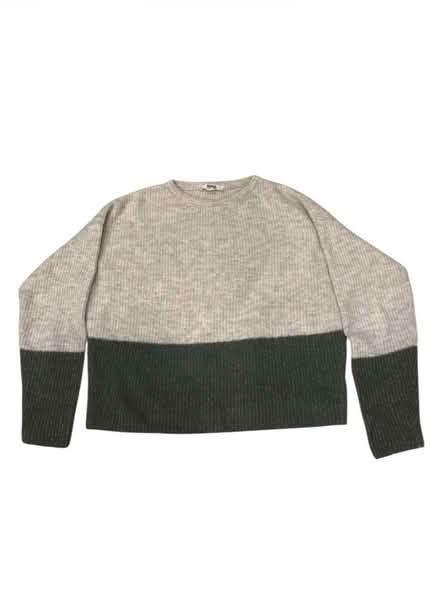 Photo of free BB Dakota Steve Madden Woman’s Top (Brooklyn Storage) #1