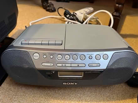 Photo of free Various electrical items (N22 near Durnsford Road) #2