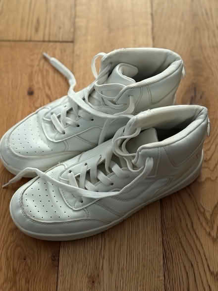 Photo of free Trainers (ME10) #2