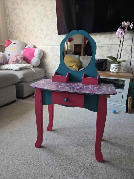 Photo of free Small child's dressing table (Strood ME2) #1