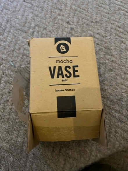 Photo of free New vase (Levenshulme M19) #2