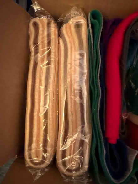 Photo of free Box of felt fabric for crafting/sewing. (Seal TN15) #4