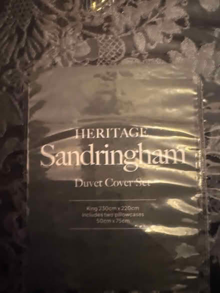 Photo of free Heritage Sandringham king size duvet cover set, includes two (Seal TN15) #2