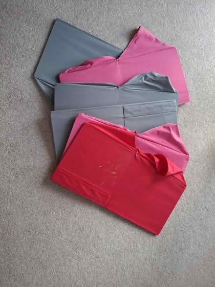 Photo of free Kallax inserts - drona (whyteleafe CR3) #1