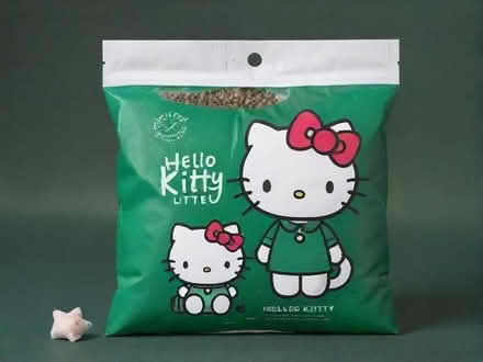 Photo of free Small bag of hello kitty scented cat litter (Pudsey LS28) #1