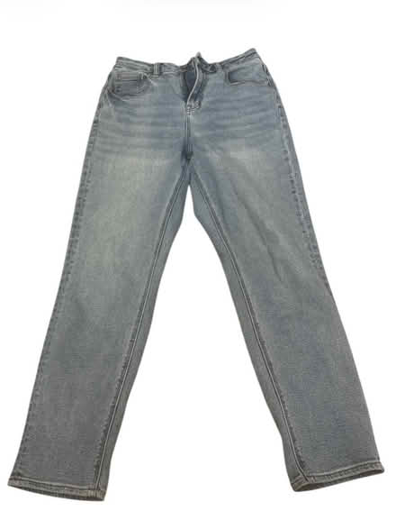 Photo of free American Eagle Stretch Woman Jeans (Brooklyn Storage) #1