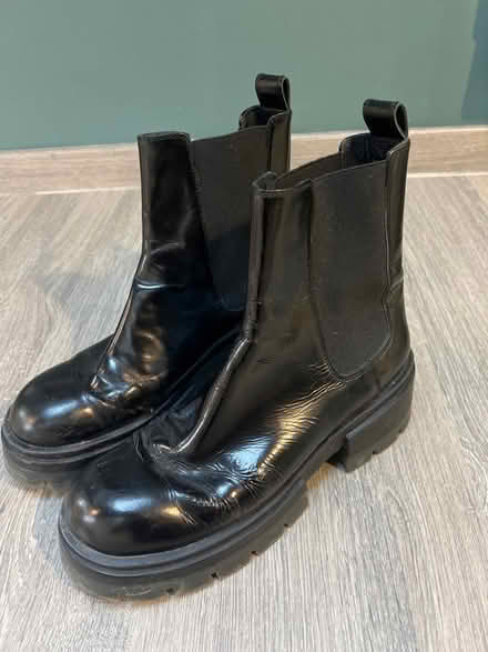 Photo of free H&M Black Chelsea Boots. Size 42. Good condition.z (Southsea PO4) #1
