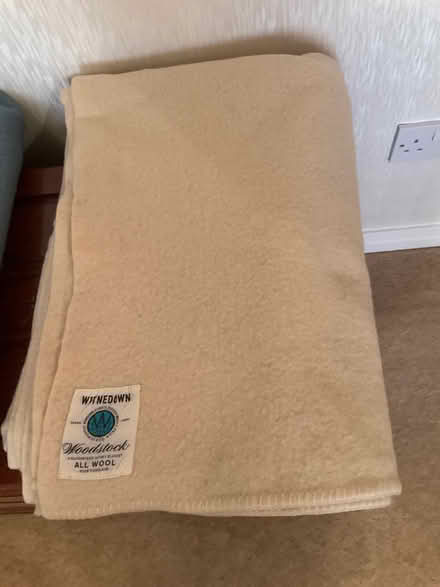 Photo of free Woollen blanket (Spital CH63) #1