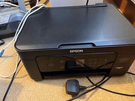 Photo of free Various electrical items (N22 near Durnsford Road) #3