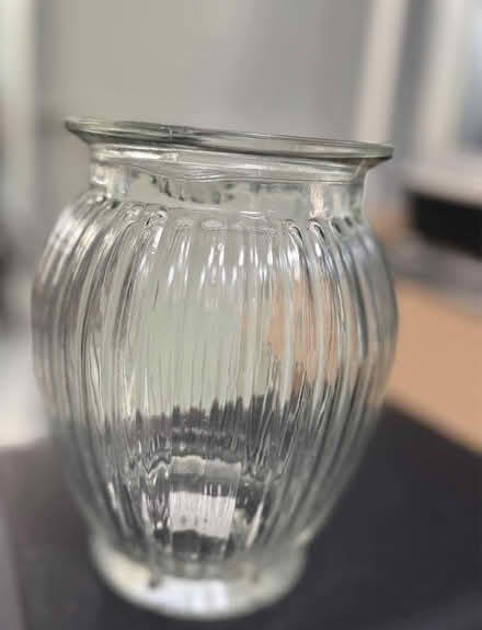 Photo of free Clear glass vase (Bishop street N1) #2