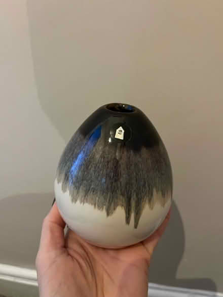 Photo of free New vase (Levenshulme M19) #1