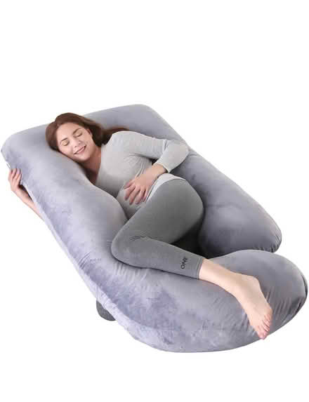 Photo of free Pregnancy pillow (Luton LU1) #1