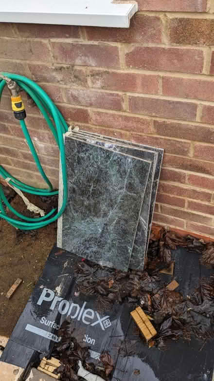 Photo of free 1200 x600 mm gloss porcelain tile (Priestwood, Bracknell RG42) #2