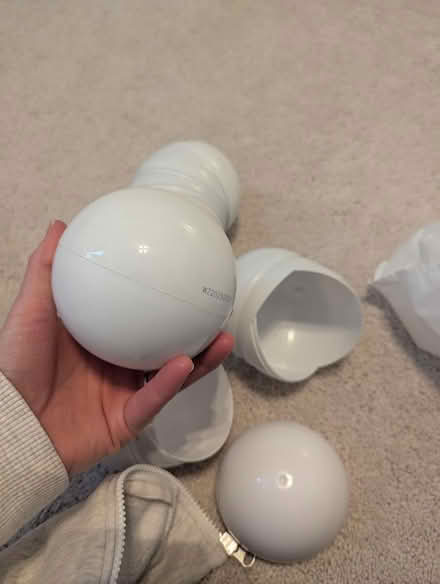 Photo of free White "eggs" (63rd& main, DG) #1