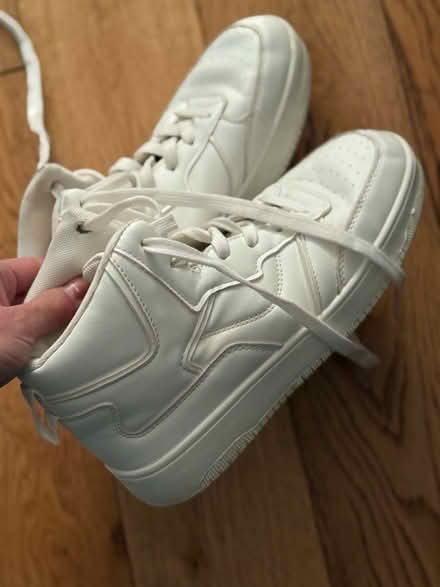 Photo of free Trainers (ME10) #3