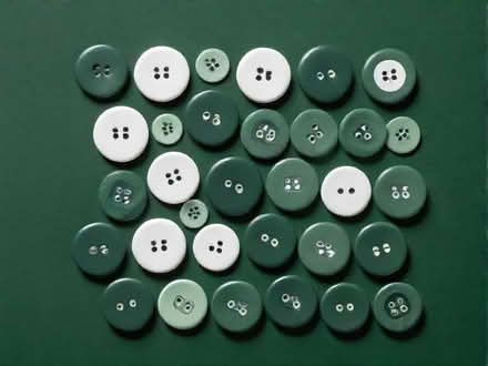 Photo of free 50 Random buttons (Longden SY5) #1