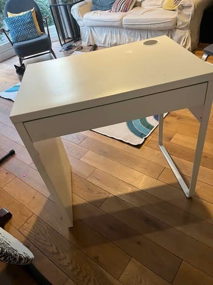 Photo of free Small desk (Montpelier Road area BN1) #2