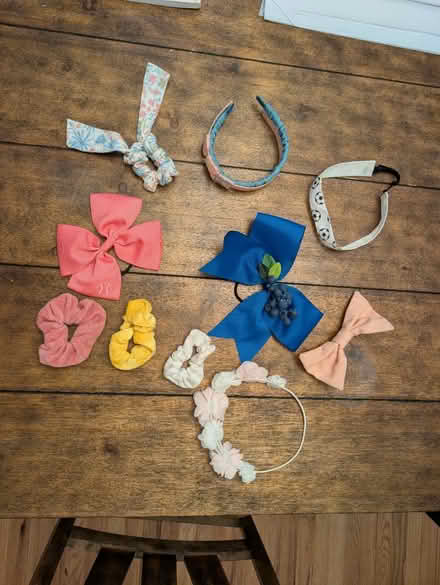 Photo of free Miscellaneous hair things (Ellicott City, MD) #1