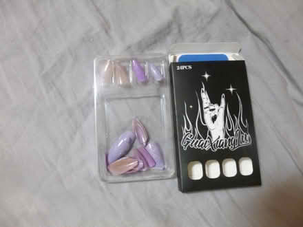 Photo of free False nail set (Greenford UB6 8PF) #1