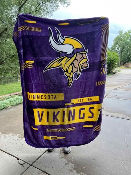 Photo of free Official NFL Vikings blanket (Niwot) #1