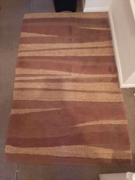 Photo of free 5ft x 3ft rug (Carlton) #1