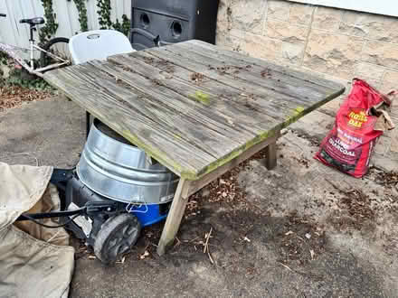 Photo of free Outdoor table (Woodridge (20018)) #1