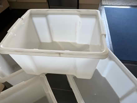 Photo of free 5 plastic storage pots (Welling DA16) #3