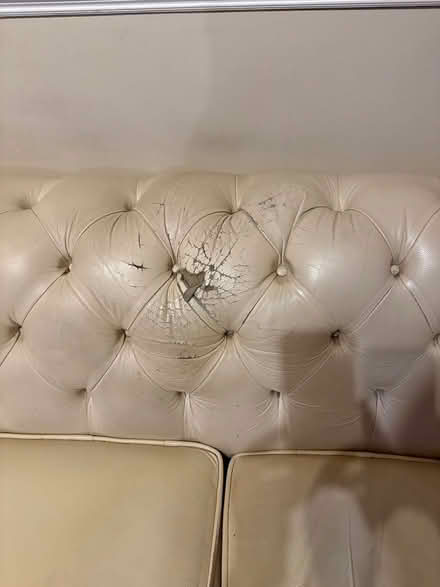 Photo of free 3.seater leather chesterfield sofa (Dagenham RM9) #3