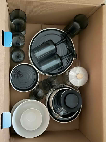 Photo of free IKEA Dinnerware (The Cliff M7) #1