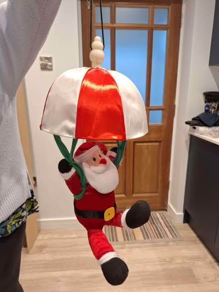 Photo of free Hanging Santa (Bilton HG1) #1