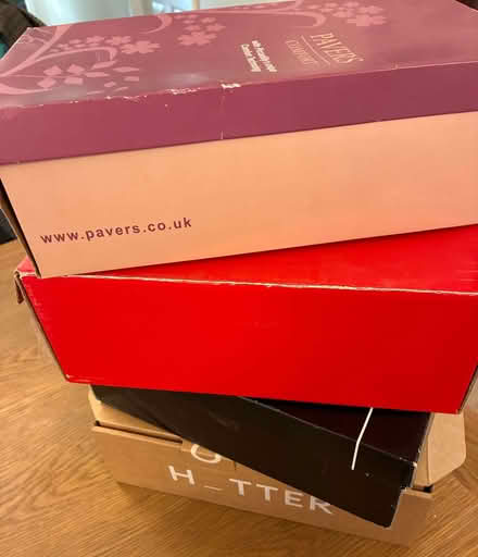 Photo of free Shoe boxes (Lache CH4) #1