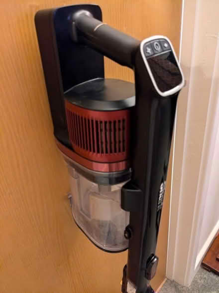 Photo of free Shark Anti Hair Wrap Cordless Vac (BN8) #3