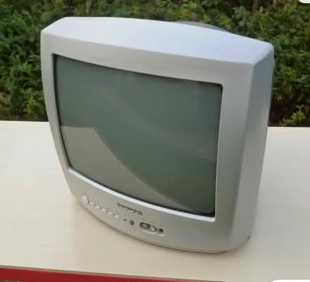 Photo of crt tv (Stalybridge SK15) #1