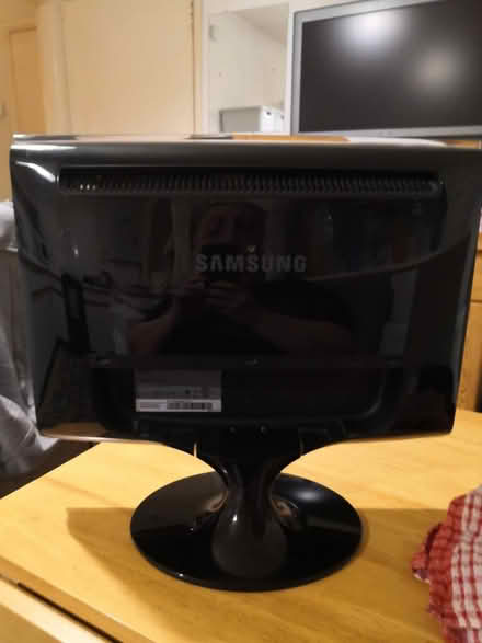 Photo of free Monitor samsung (Sheriff hill NE9) #1