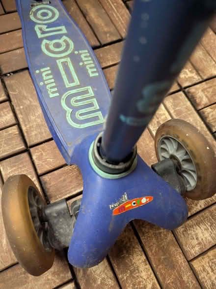 Photo of free Mini Micro Scooter with missing brake (West Kensington W14) #1