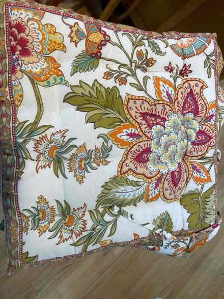 Photo of free Tie-on chair visions (4) (Redwood City (south end)) #2