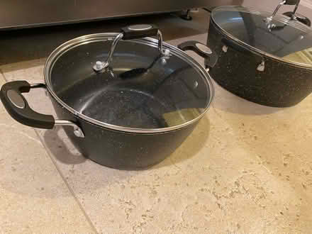 Photo of free Small size non stick cooking pot (AL4, St albans) #1