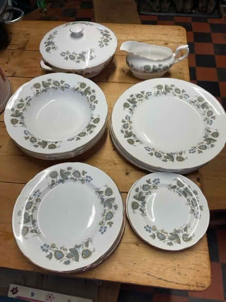 Photo of free Fine bone china dinner service (Canon pyon) #1