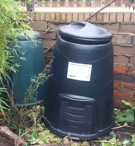 Photo of Compost bin smaller than average (Calne SN11) #1