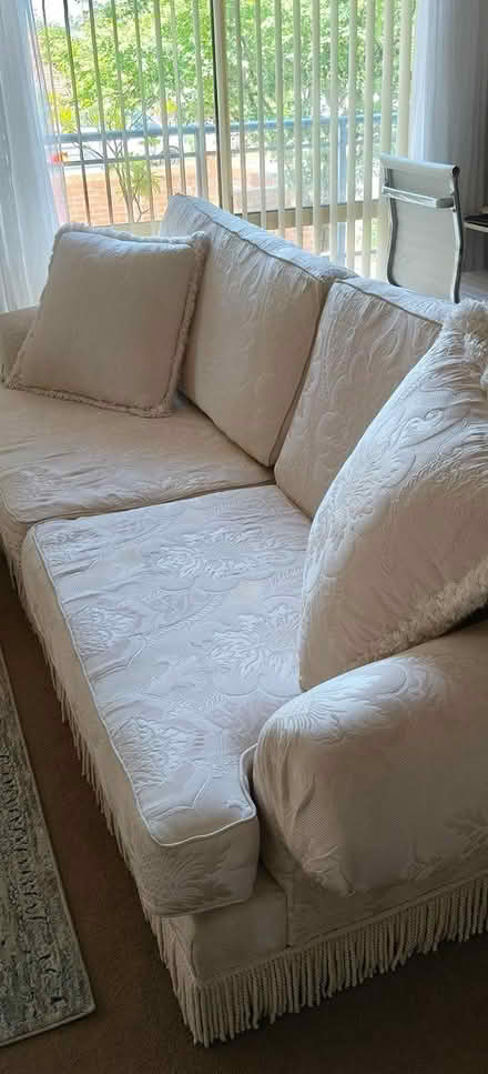 Photo of free 2+3 seater sofas. Great condition (Gladesville) #3
