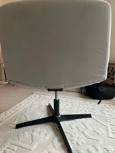 Photo of free Wide seated office chair (Oxford OX1) #3