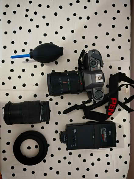 Photo of free Vintage analogue Pentax camera (L25) #1