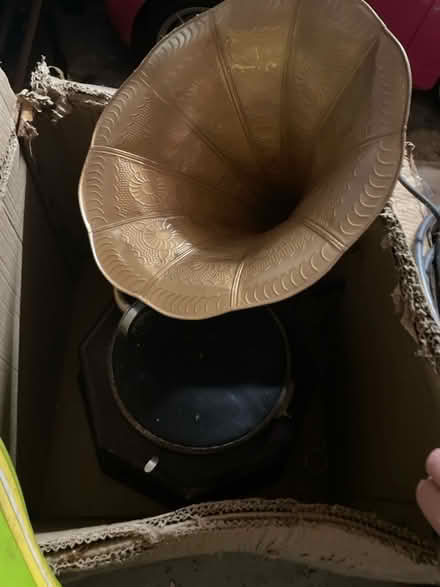 Photo of free Old gramophone (Shotover OX3) #1